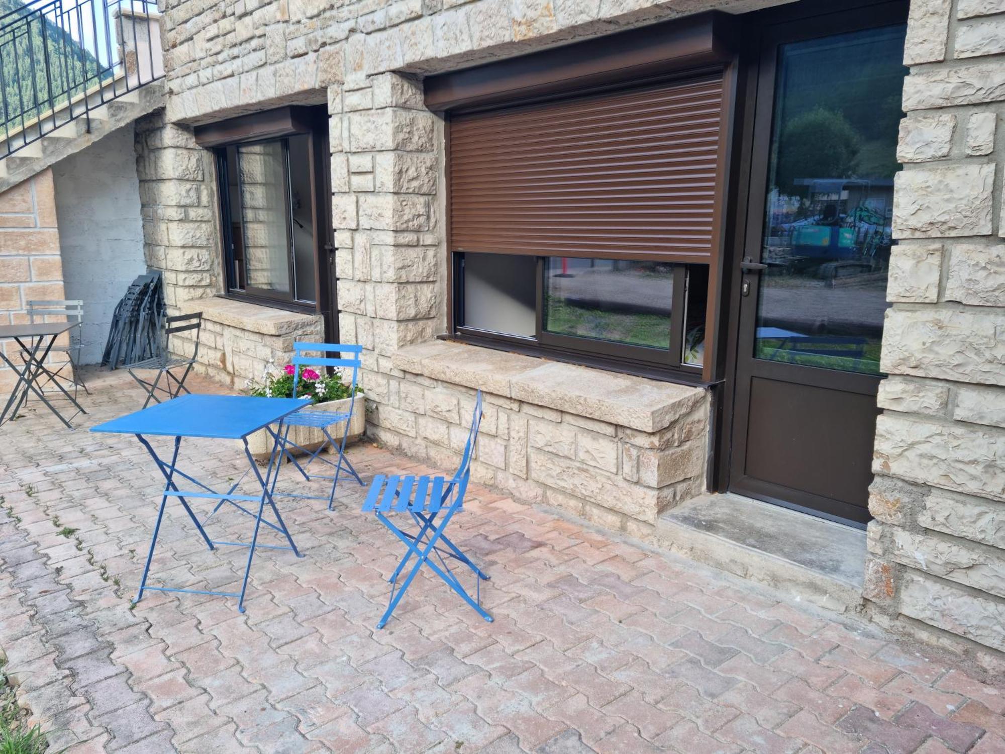 Barjac  Studio Gites Au Pont De La Gineze מראה חיצוני תמונה